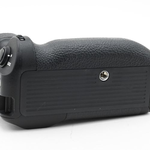 thumbnail-5 for Sony VG-C3EM Vertical Battery Grip for a9, a7RIII, a7III