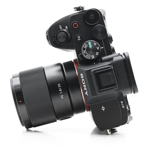 thumbnail-9 for Sony Alpha a7 IV Mirrorless 33MP Digital Camera Kit w/ 35mm f1.8 Lens