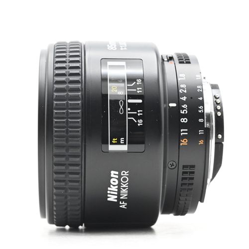 thumbnail-2 for Nikon Nikkor AF 85mm f1.8 D Lens