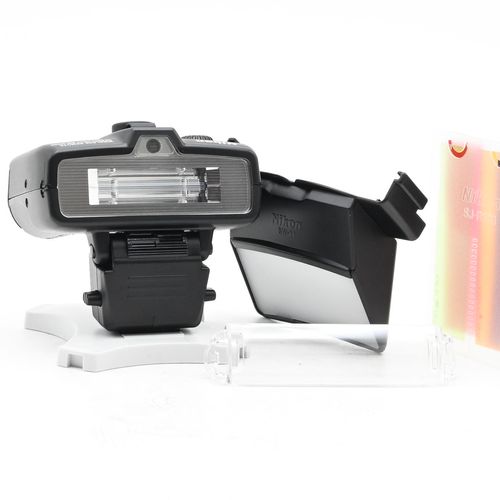 thumbnail-0 for Nikon SB-R200 i-TTL Wireless Remote Speedlight Flash Head