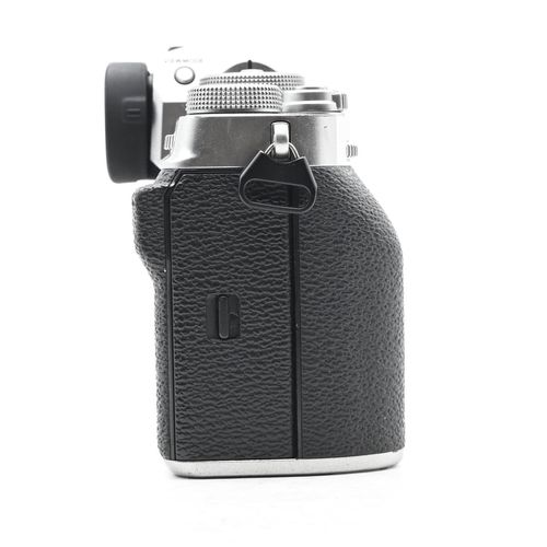 thumbnail-4 for Fujifilm X-T4 Mirrorless 26.1MP Digital Camera Body Silver