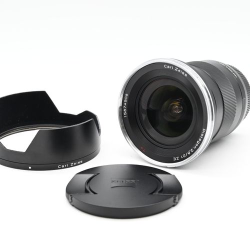 thumbnail-0 for Zeiss 21mm f2.8 Distagon T* ZE Lens Canon EF