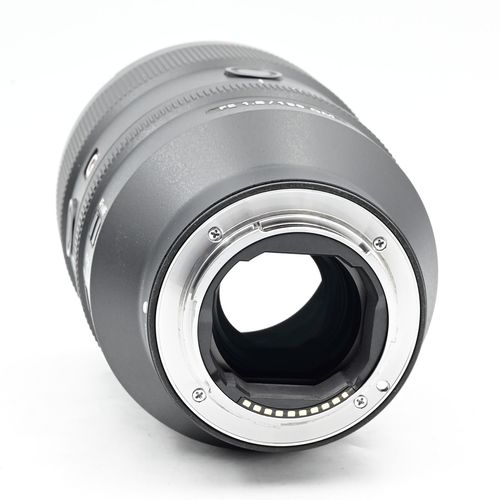 thumbnail-6 for Sony FE 135mm f1.8 GM Lens SEL135F18GM