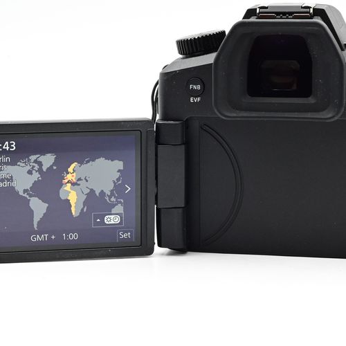 thumbnail-3 for Leica V-Lux 5 Type 7741 Digital Camera 20.1MP 16x Lens