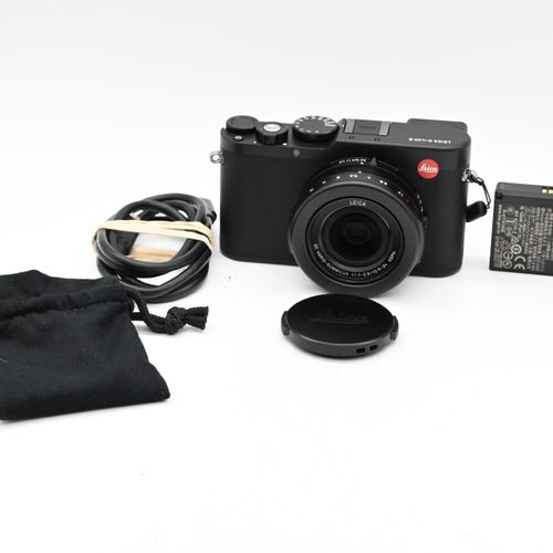 thumbnail-0 for Leica 19191 D-Lux 8 Digital Camera 22MP 3.1x Lens