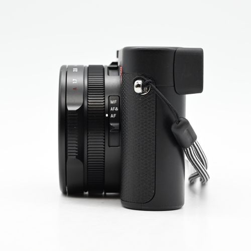 thumbnail-3 for Leica 19191 D-Lux 8 Digital Camera 22MP 3.1x Lens