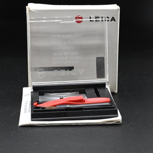 thumbnail-0 for Leica 14343 Focusing Screen R8/R9 Universal Split Image