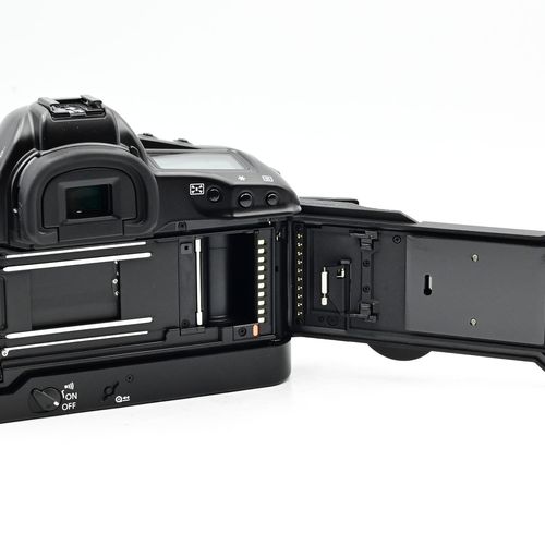 thumbnail-7 for Canon EOS 1V SLR Film Camera Body