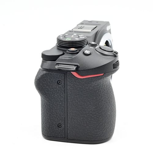 thumbnail-5 for Nikon Z 30 DX-Format 20.9MP Mirrorless Camera Body Z30