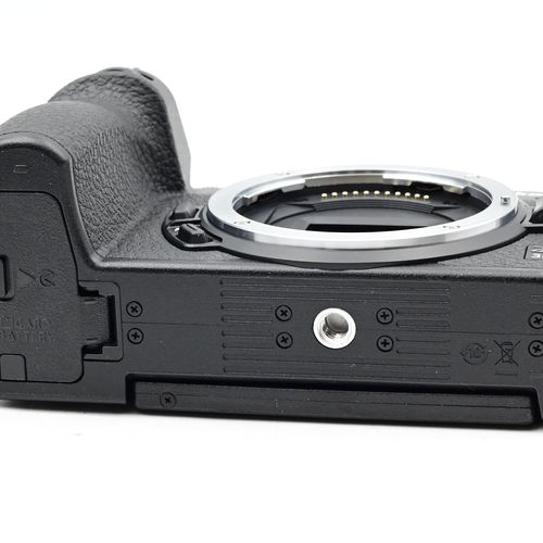 thumbnail-7 for Nikon Z 30 DX-Format 20.9MP Mirrorless Camera Body Z30