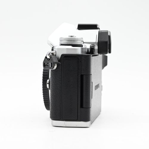 thumbnail-3 for Olympus OM-D E-M5 Mark II 16MP Mirrorless Digital Camera Body MFT