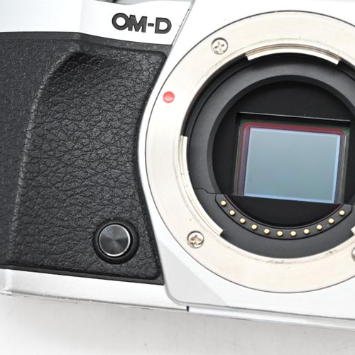 thumbnail-8 for Olympus OM-D E-M5 Mark II 16MP Mirrorless Digital Camera Body MFT