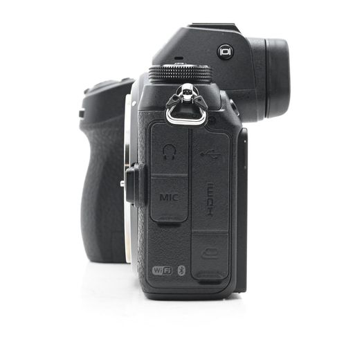 thumbnail-9 for Nikon Z 6 Mirrorless Digital Camera 24.5MP Z6 Body