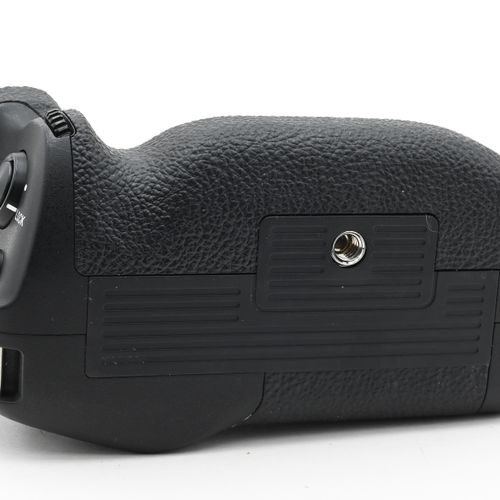 thumbnail-5 for Sony VG-C4EM Vertical Grip (for Alpha 1, a7 IV, a7R IV, a7S III, a9 II)