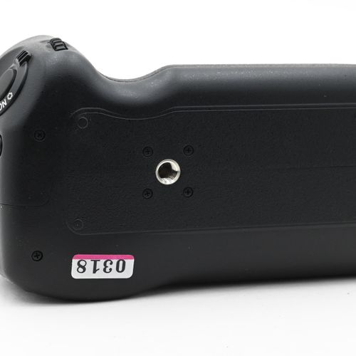 thumbnail-4 for Pentax BG-5 Battery Grip for K-3 D-BG5
