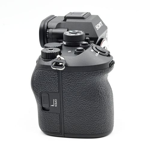 thumbnail-5 for Sony a1 II Mirrorless 50MP Digital Camera *Less than 25 Clicks!