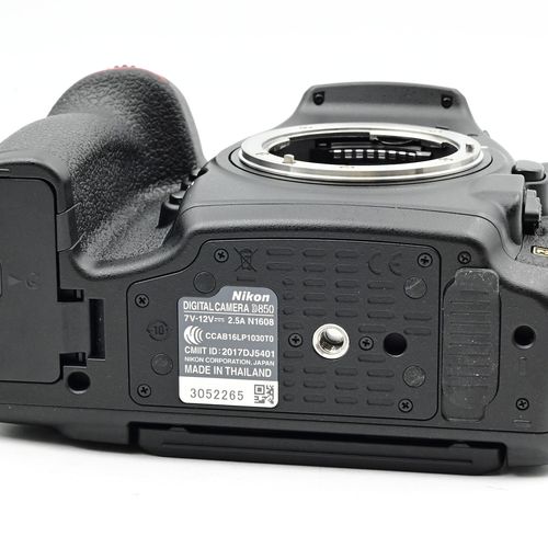 thumbnail-6 for Nikon D850 45.7MP Digital SLR Camera Body
