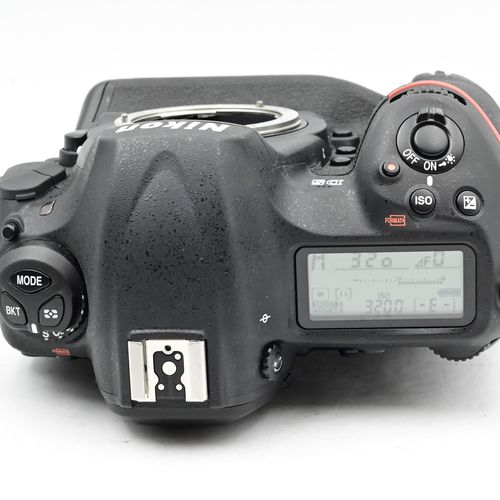 thumbnail-5 for Nikon D5 Digital Camera 20.8MP DSLR Camera Body (Dual CF Slots) D5-b