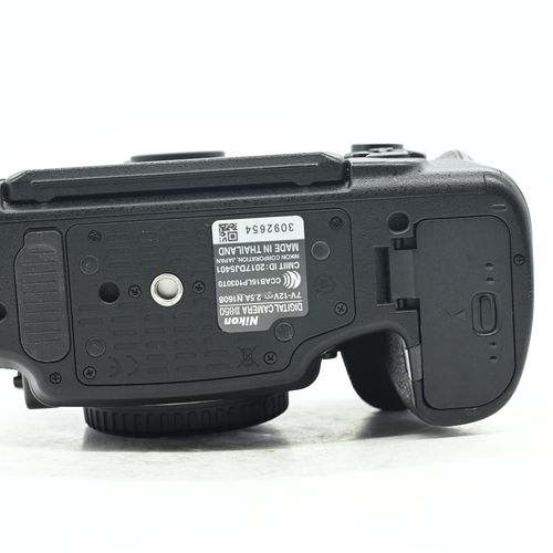 thumbnail-5 for Nikon D850 45.7MP Digital SLR Camera Body