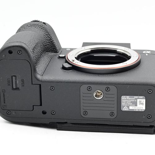 thumbnail-6 for Sony a1 II Mirrorless 50MP Digital Camera *Less than 25 Clicks!