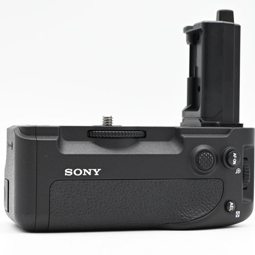 thumbnail-0 for Sony VG-C4EM Vertical Grip (for Alpha 1, a7 IV, a7R IV, a7S III, a9 II)
