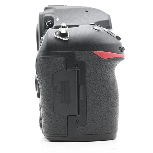 thumbnail-15 for Nikon D850 45.7MP Digital SLR Camera Body