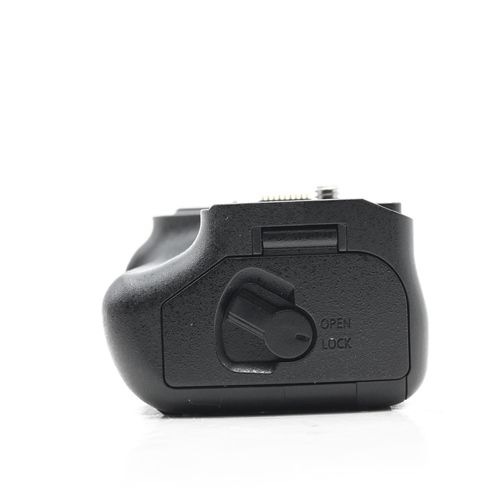 thumbnail-4 for Panasonic DMW-BGGH5 Battery Grip for DMC-GH5