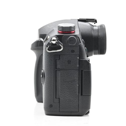 thumbnail-7 for Panasonic Lumix DC-GH5 II 20.3MP Mirrorless MFT Digital Camera