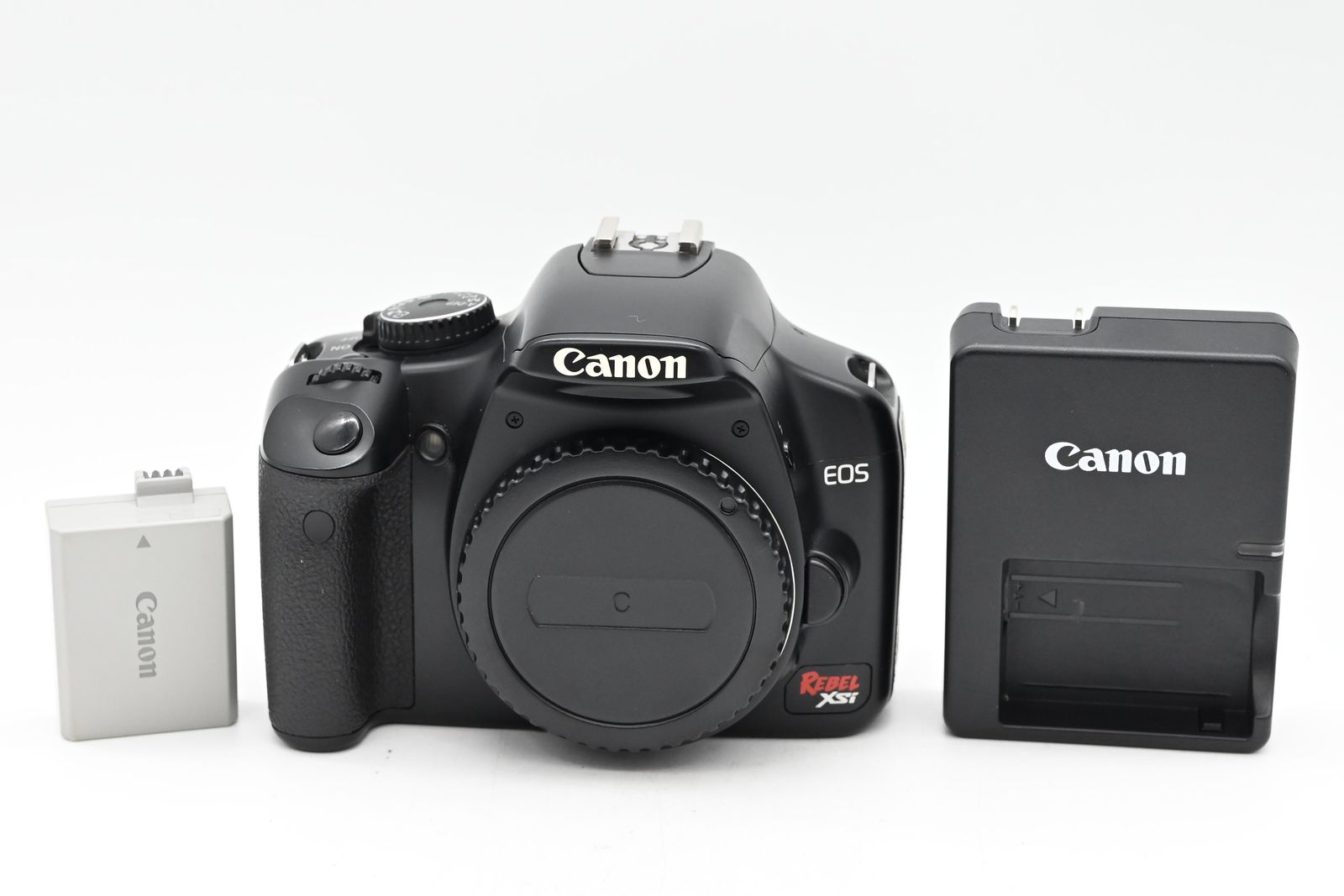 Canon EOS Rebel XSi 12.2MP Digital SLR Camera Body 450D