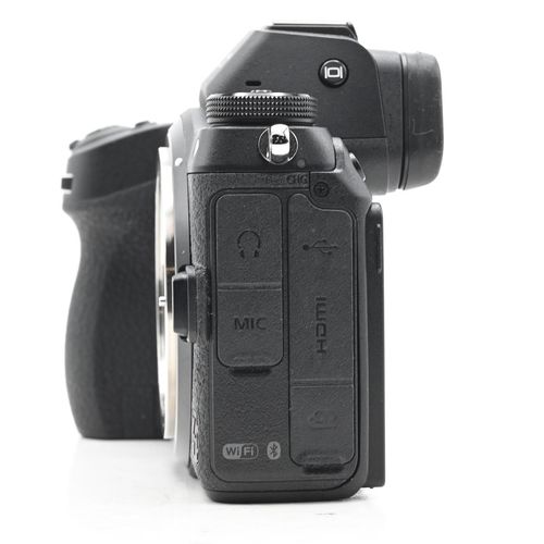 thumbnail-8 for Nikon Z 7 Mirrorless Digital Camera 45.7MP Z7 Body