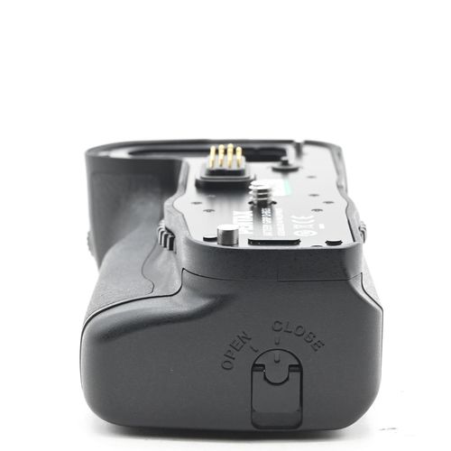 thumbnail-3 for Pentax BG-5 Battery Grip for K-3 D-BG5