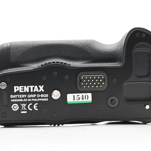 thumbnail-4 for Pentax BG-5 Battery Grip for K-3 D-BG5