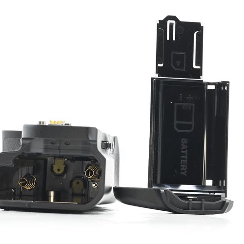 thumbnail-6 for Pentax BG-5 Battery Grip for K-3 D-BG5