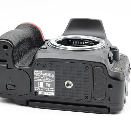 thumbnail-6 for Nikon D750 24.3MP FX Digital Camera Body