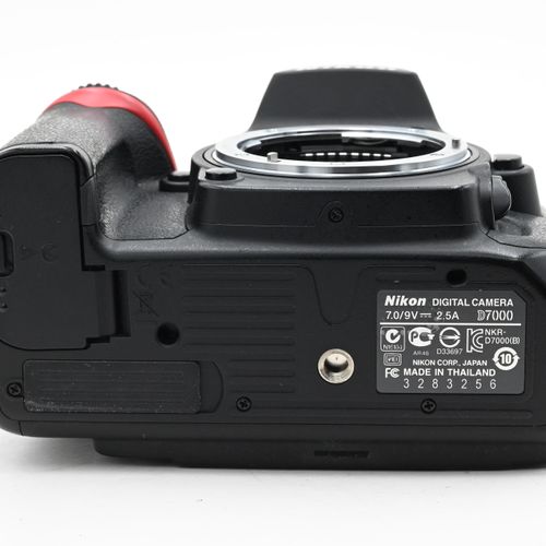 thumbnail-7 for Nikon D7000 16.2MP Digital SLR Camera Body