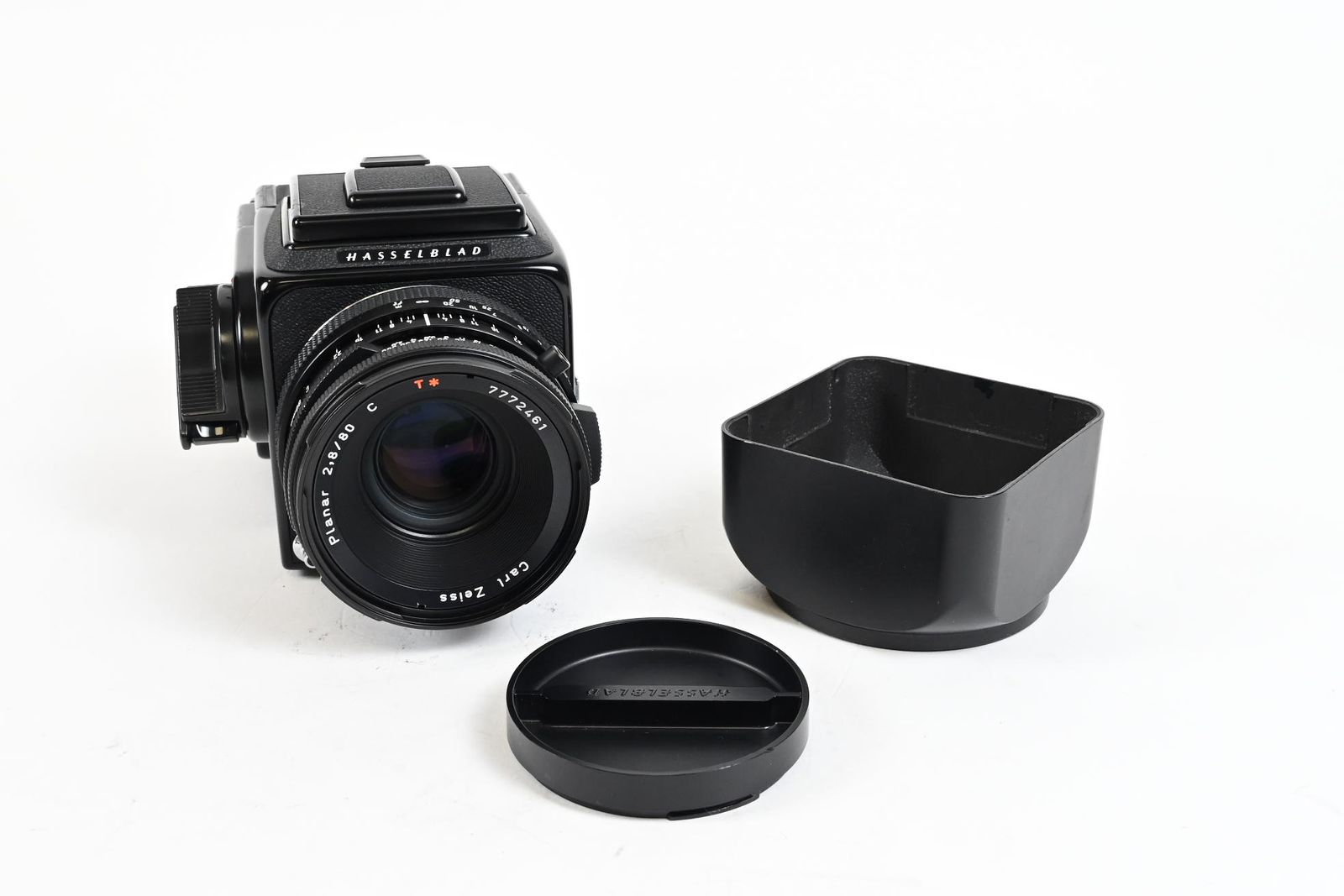 Hasselblad 500C/M Camera Kit Black 500CM w/80mm Lens, A12 Back, WL, RWC