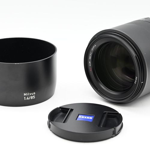 thumbnail-0 for Zeiss Milvus ZE 85mm f1.4 Lens Canon EF Mount