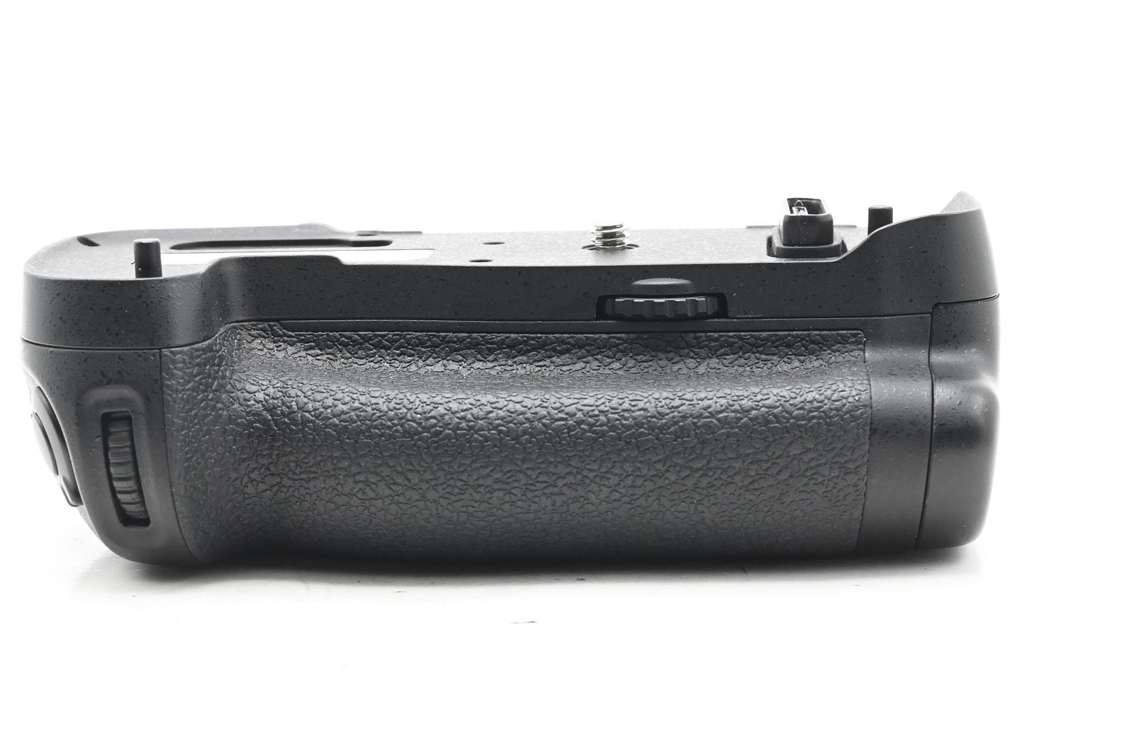 Nikon MB-D17 Multi Power Battery Pack for Nikon D500