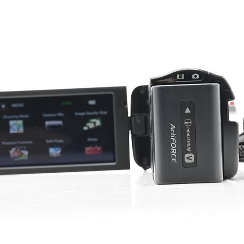 thumbnail-5 for Sony Handycam HDR-CX260V 16GB 8.9MP Camcorder Video Camera