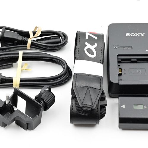 thumbnail-9 for Sony Alpha a7R V 61MP Mirrorless Digital Camera Body