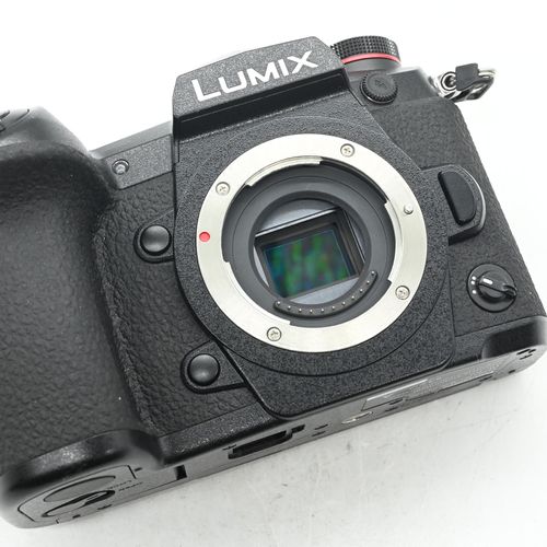 thumbnail-8 for Panasonic Lumix DC-G9 20.3MP Mirrorless MFT Digital Camera Body