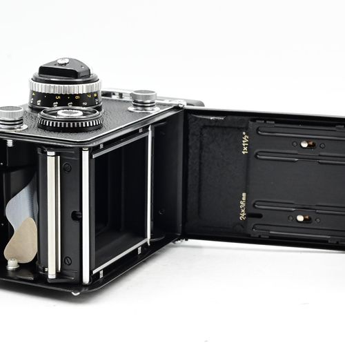 thumbnail-10 for Rolleiflex 2.8F TLR Twin Lens Reflex Camera w/Planar 80mm f2.8-F