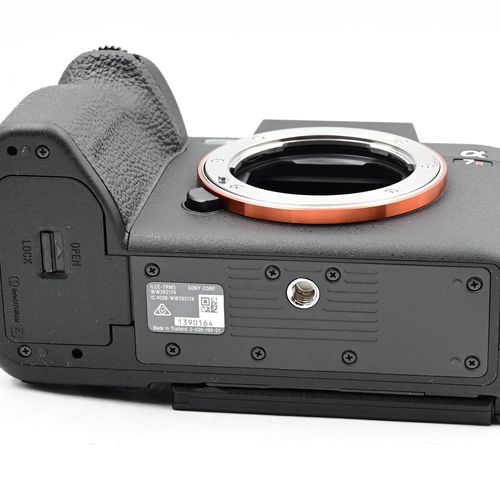 thumbnail-7 for Sony Alpha a7R V 61MP Mirrorless Digital Camera Body *Less than 25 Clicks!