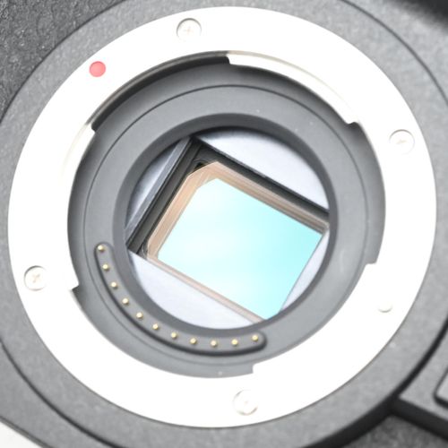thumbnail-3 for Panasonic Lumix DC-G95/G90 20.3MP Mirrorless Digital Camera
