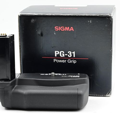 thumbnail-0 for Sigma PG-31 Power Grip for SD1 Merrill DSLR Camera