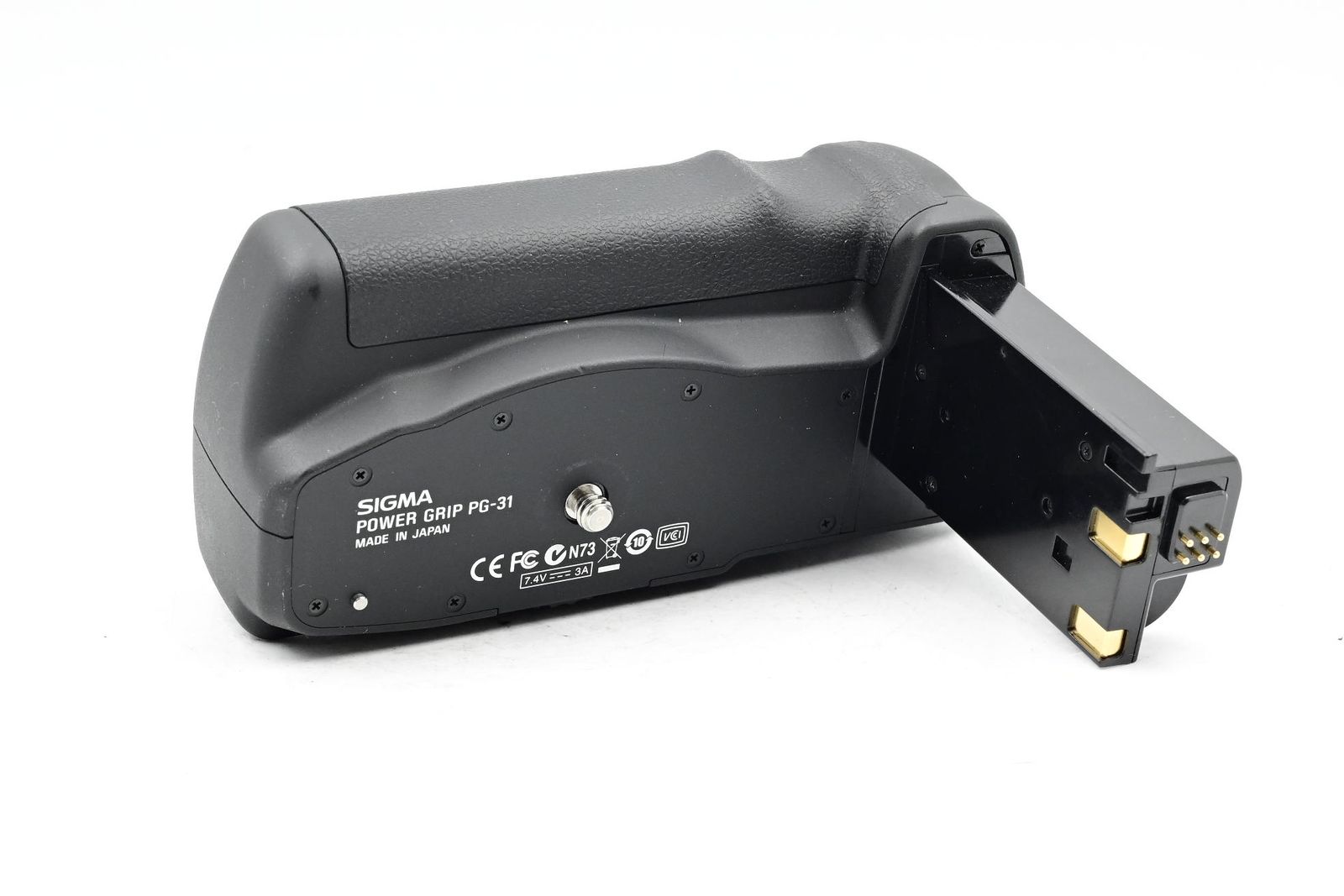 thumbnail-4 for Sigma PG-31 Power Grip for SD1 Merrill DSLR Camera