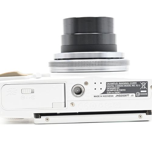 thumbnail-9 for Olympus Stylus XZ-2 iHS 12MP Digital Camera w/4x Zoom