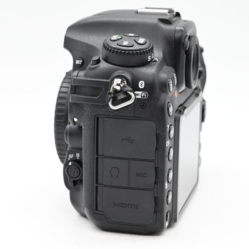 thumbnail-3 for Nikon D500 DSLR 20.9MP Digital Camera Body