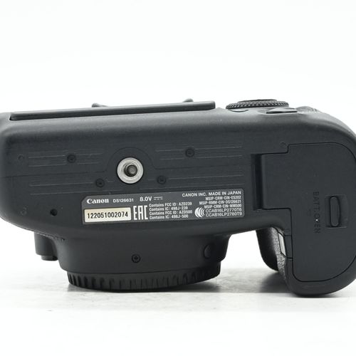 thumbnail-4 for Canon EOS 6D Mark II 26.2MP Digital SLR Camera Body