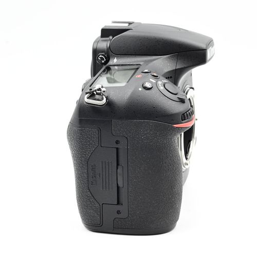 thumbnail-4 for Nikon D810 36.3MP Digital SLR Camera Body